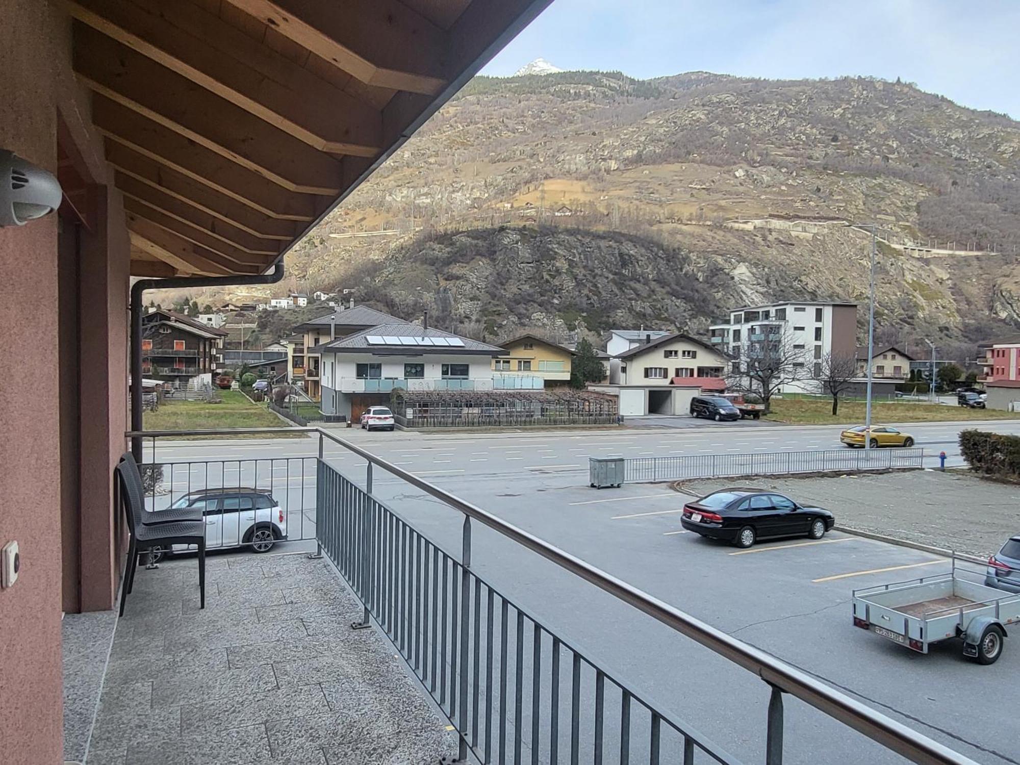 Hotel-Restaurant Eyholz Visp Habitación foto