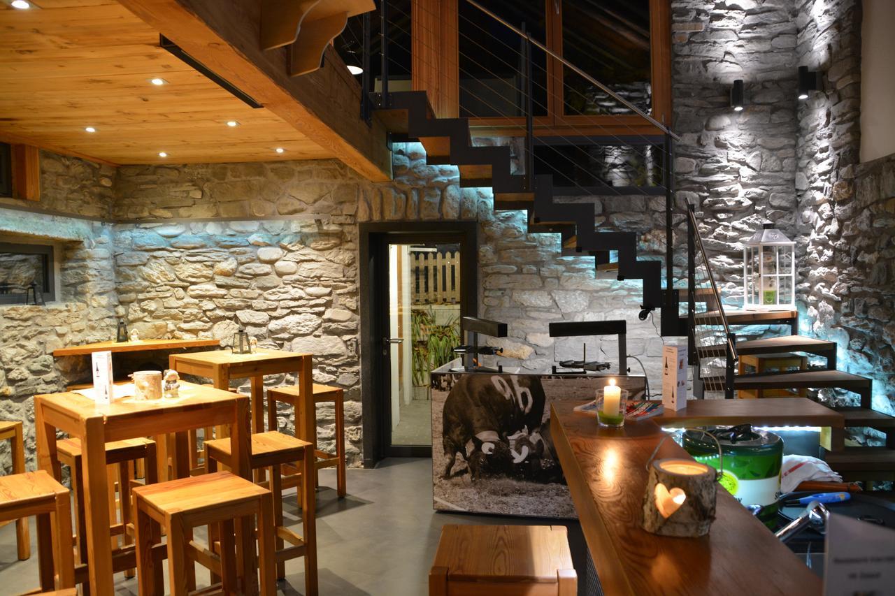 Hotel-Restaurant Eyholz Visp Exterior foto
